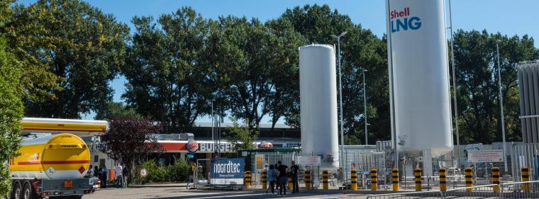 Energie & Management > Lng - Shell nimmt LNG-Tankstelle in Betrieb