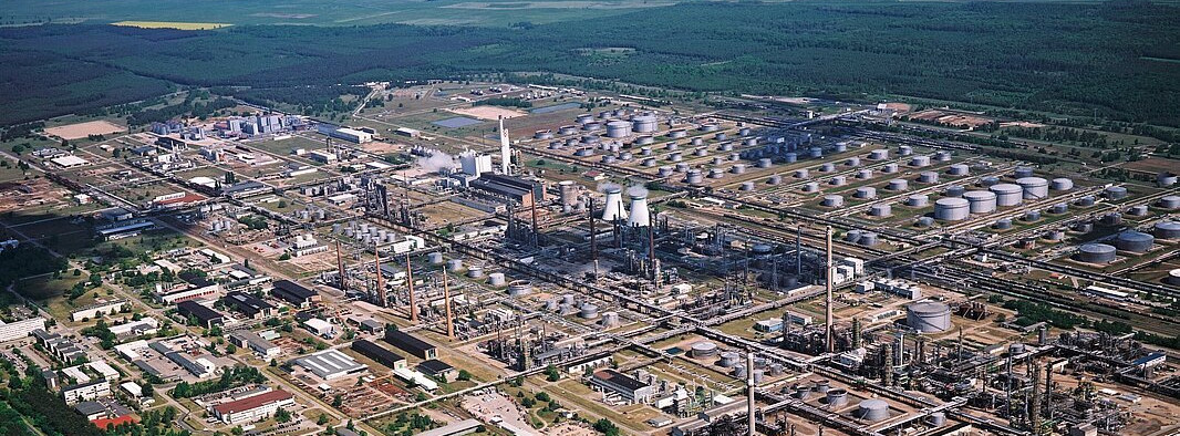 Energie & Management > Öl - Ausnahmezulassung für PCK-Raffinerie