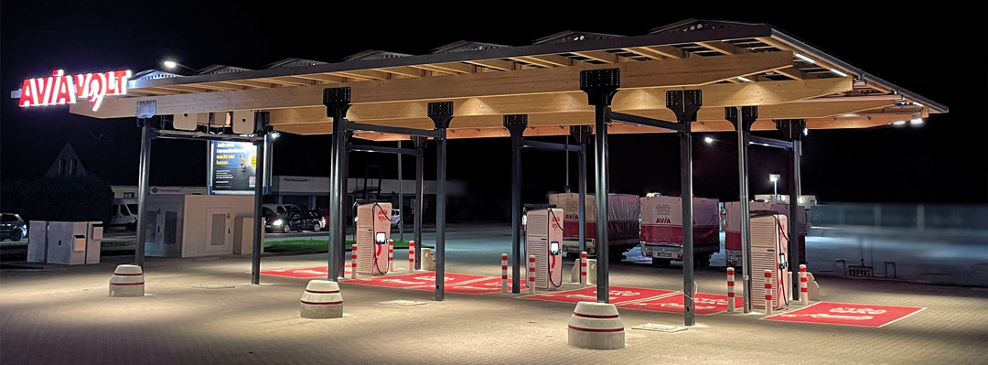 Energie & Management > Elektromobilität - Avia eröffnet Prototyp eigener Ladeparks
