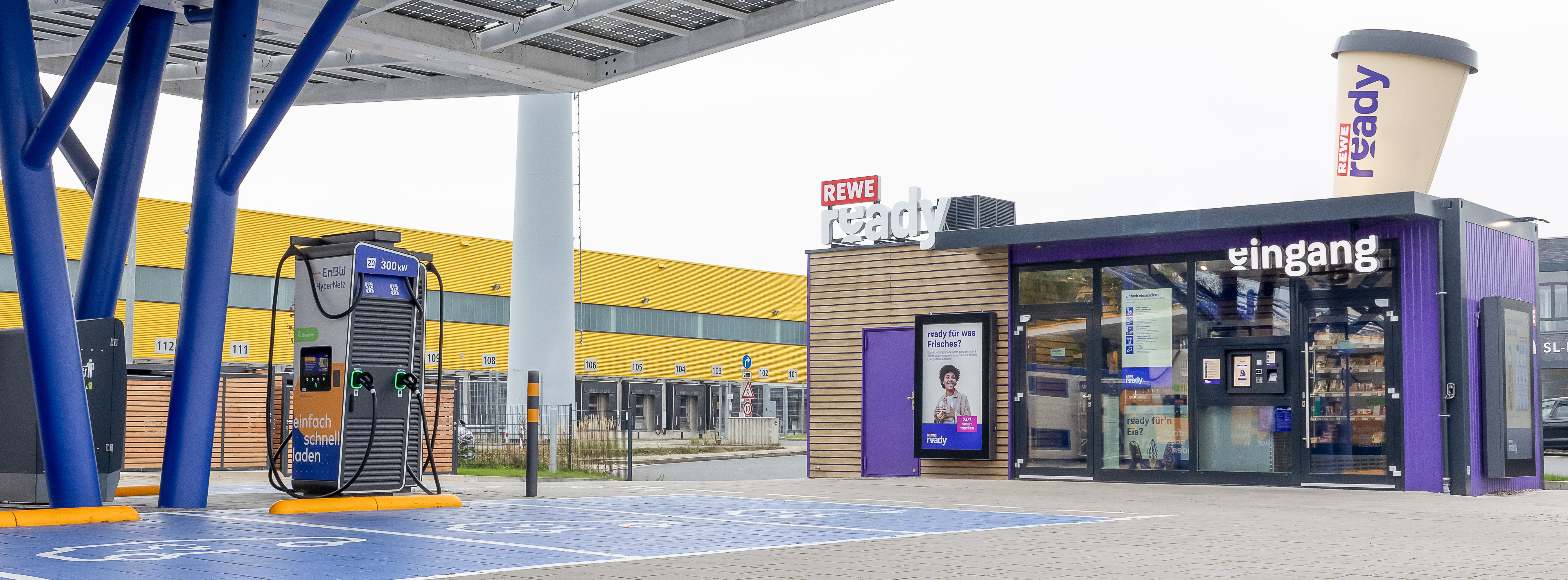 Energie & Management > Mobilität - „Reingehen, Artikel nehmen, rausgehen“ – Smart shoppen am EnBW-Ladepark am Kamener Kreuz