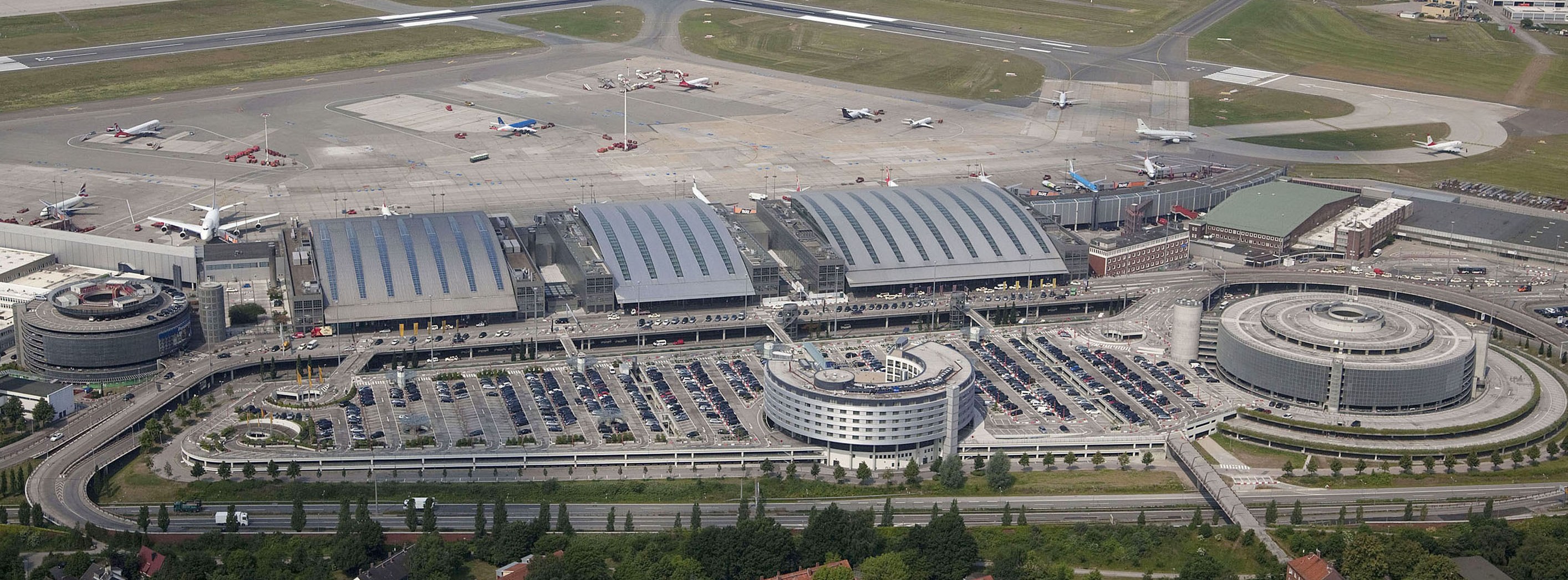 Energie & Management > Unternehmen - Kabelschaden führte zu Blackout am Hamburger Flughafen