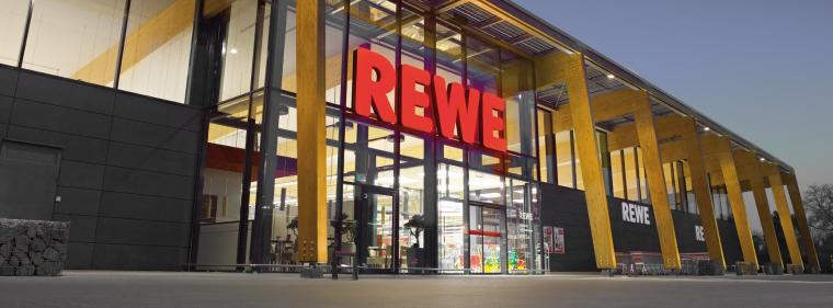 Energie & Management > Elektrofahrzeuge - E-Auto-Laden bei Rewe