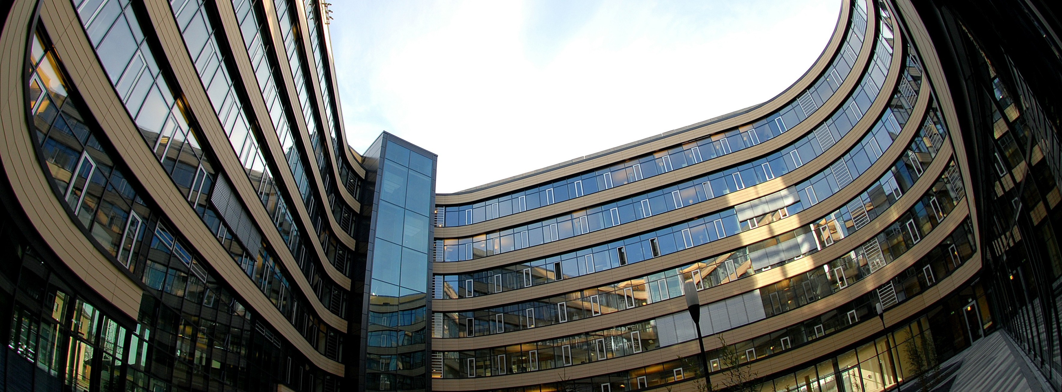 Energie & Management > Bilanz - Süwag mit stabilen Zahlen