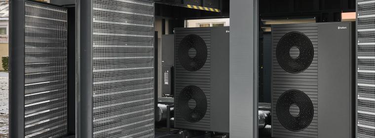 Energie & Management > Gebäudetechnik - Wärmepumpenkaskade für Mehrfamilienhäuser