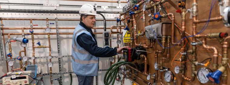 Energie & Management > Wirtschaft - Neuer Wettbewerber am Wärmepumpenmarkt