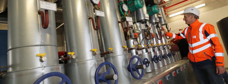 Energie & Management > BHKW - BHKW heizt Fußballfans ein