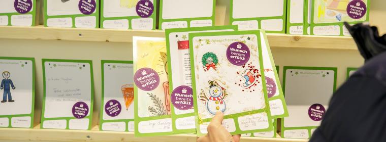 Energie & Management > Stadtwerke - Weihnachtlicher Pop-up-Store der Stadtwerke in Düsseldorf ausverkauft