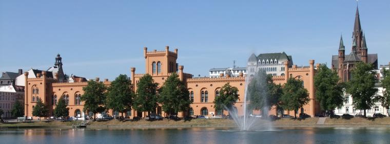 Energie & Management > Fernwärme - Neue Geothermieanlage in Schwerin