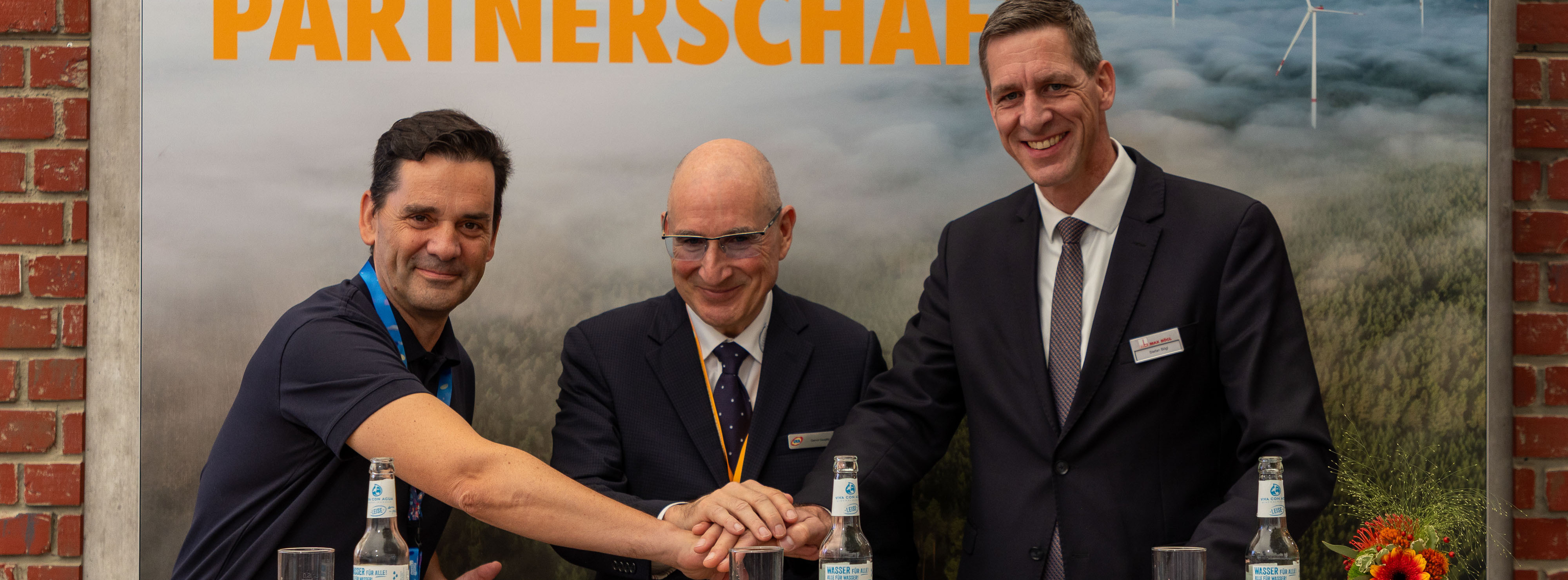 Energie & Management > Auftrag - Gute Geschäfte auf der Husum Wind