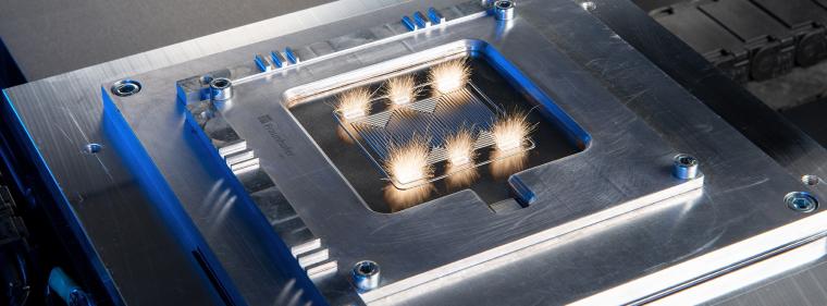 Energie & Management > Wasserstoff - Brennstoffzellen von der Rolle