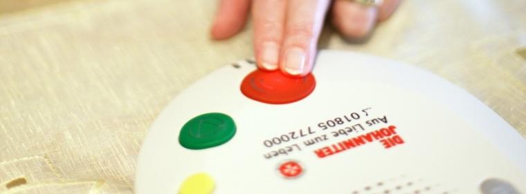 Energie & Management > Vertrieb - Thüga und Johanniter kooperieren bei Hausnotruf