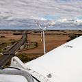 Energie & Management > Advertorial - Windkraftanlagen: Effizienter Betrieb und überdurchschnittliche Ölstandzeiten