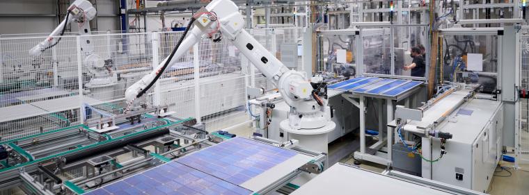 Energie & Management > Photovoltaik - Meyer Burger baut Produktionskapazitäten deutlich aus