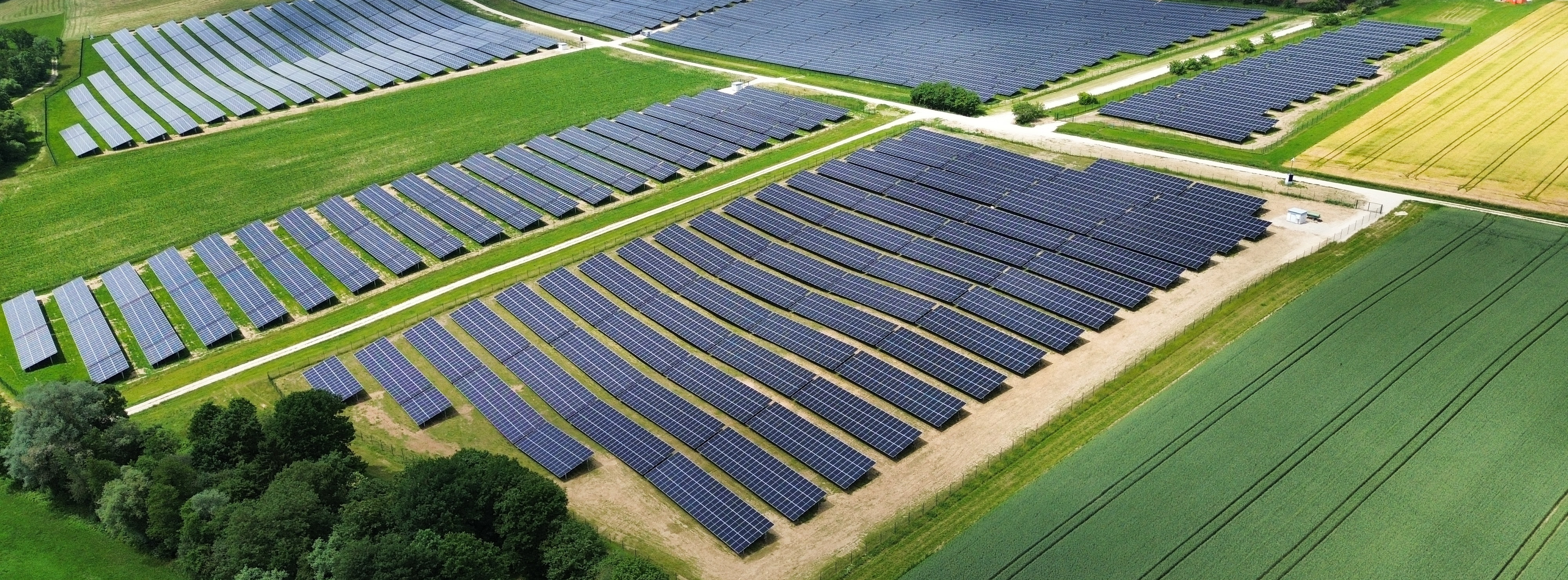 Energie & Management > Photovoltaik - LEW nimmt größten eigenen PV-Park ans Netz