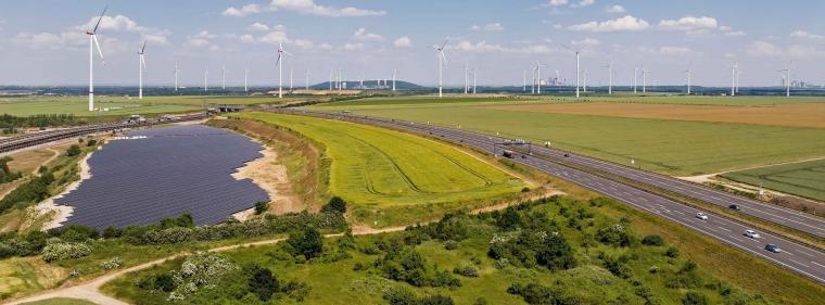 Energie & Management > Regenerative - PV und Windkraft statt Kohlestrom von RWE