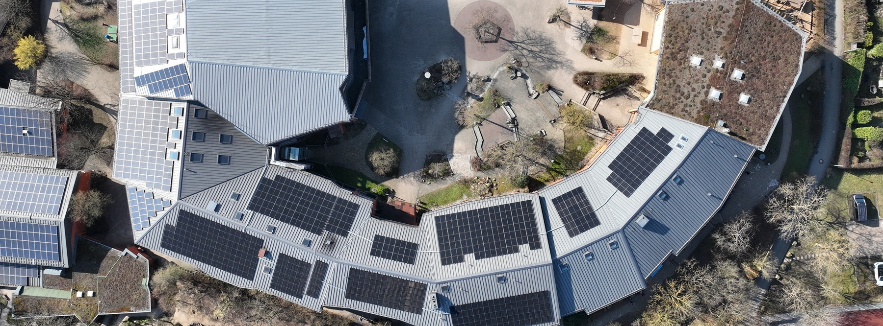 Energie & Management > Contracting - ELWB realisiert erste PV-Projekte