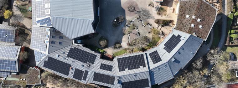 Energie & Management > Contracting - ELWB realisiert erste PV-Projekte