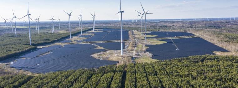 Energie & Management > Photovoltaik - 170-MW-Solarpark Klettwitz jetzt voll in Berieb