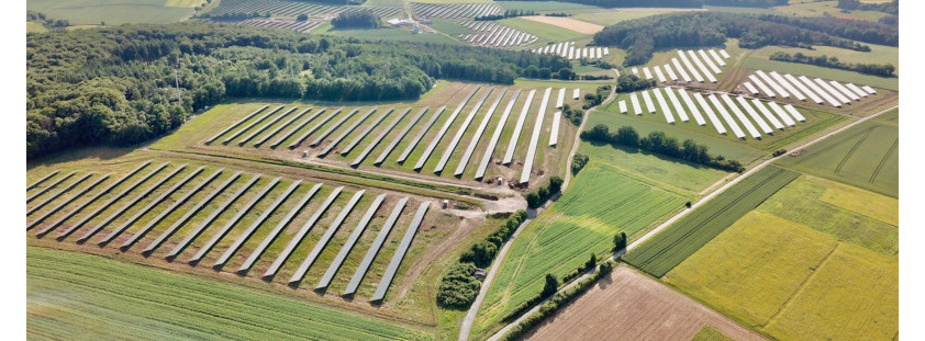 Energie & Management > Photovoltaik - Solarenergie zur Metallveredelung