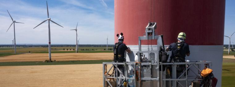 Energie & Management > Windkraft Onshore - Die günstigere Alternative zum Lackieren: Folie