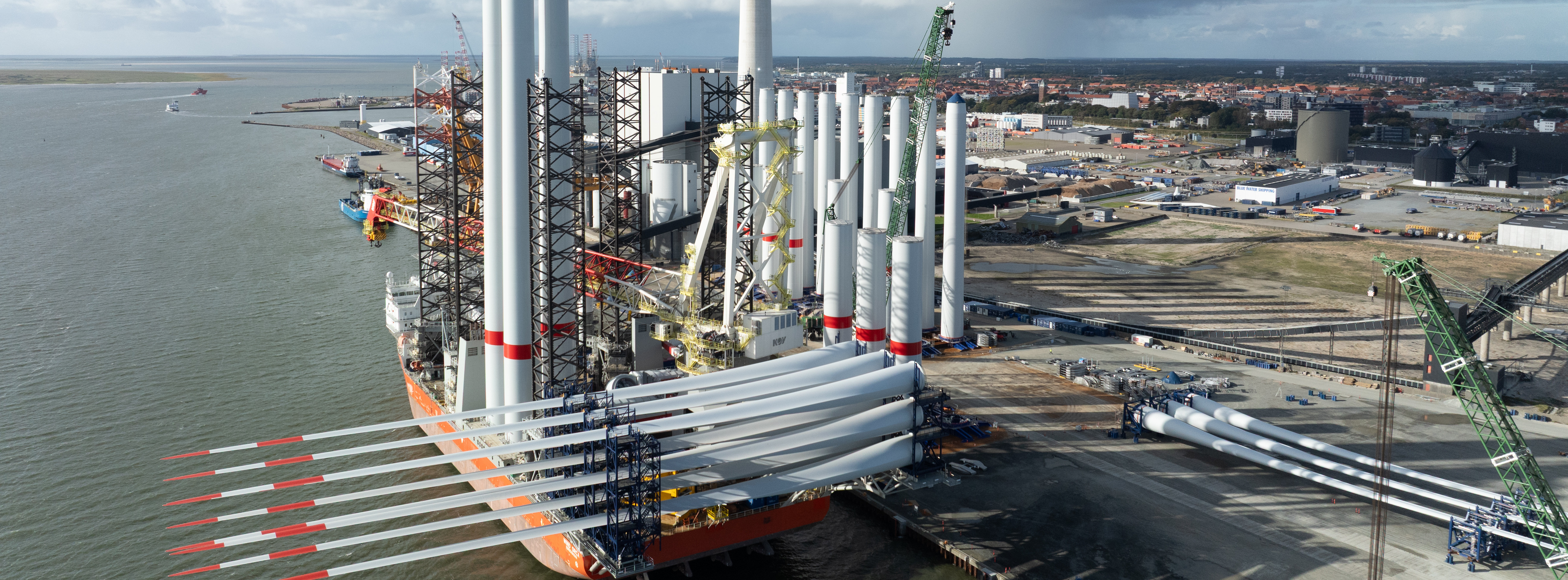 Energie & Management > Windkraft Offshore - Nordsee-Windpark He Dreiht ist (fast) komplett