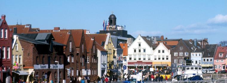 Energie & Management > Windkraft -  Windbranche trifft sich in Husum