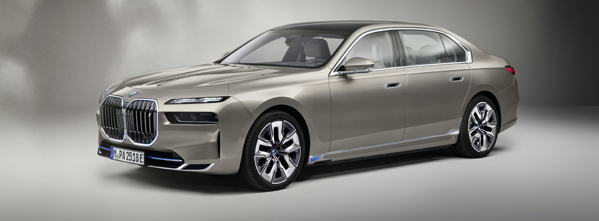 Energie & Management > Elektrofahrzeuge - BMW-Ladelösung zur Netz- und Hausintegration