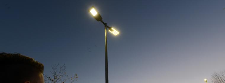 Energie & Management > Energiesparen - Eon stellt Straßenbeleuchtung in Plattling auf LED um