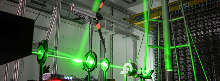 Energie & Management > Windkraft - Rotorblätter optimieren mit 12.000 Bildern pro Sekunde