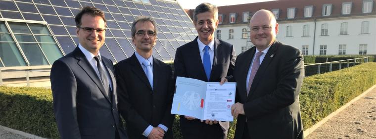 Energie & Management > Smart Meter - Offizieller Startschuss für Smart Meter Rollout erst 2020