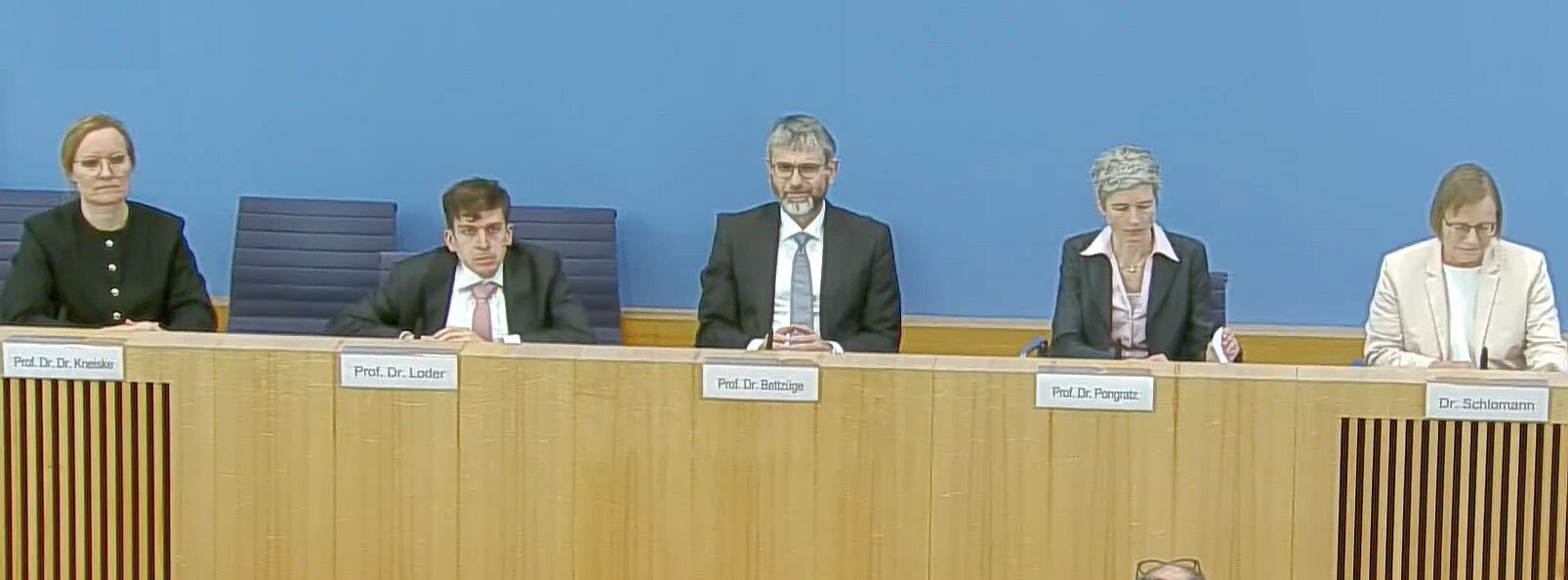 Energie & Management > Klimaschutz - Experten erwartet Überschreitung des CO2-Budgets