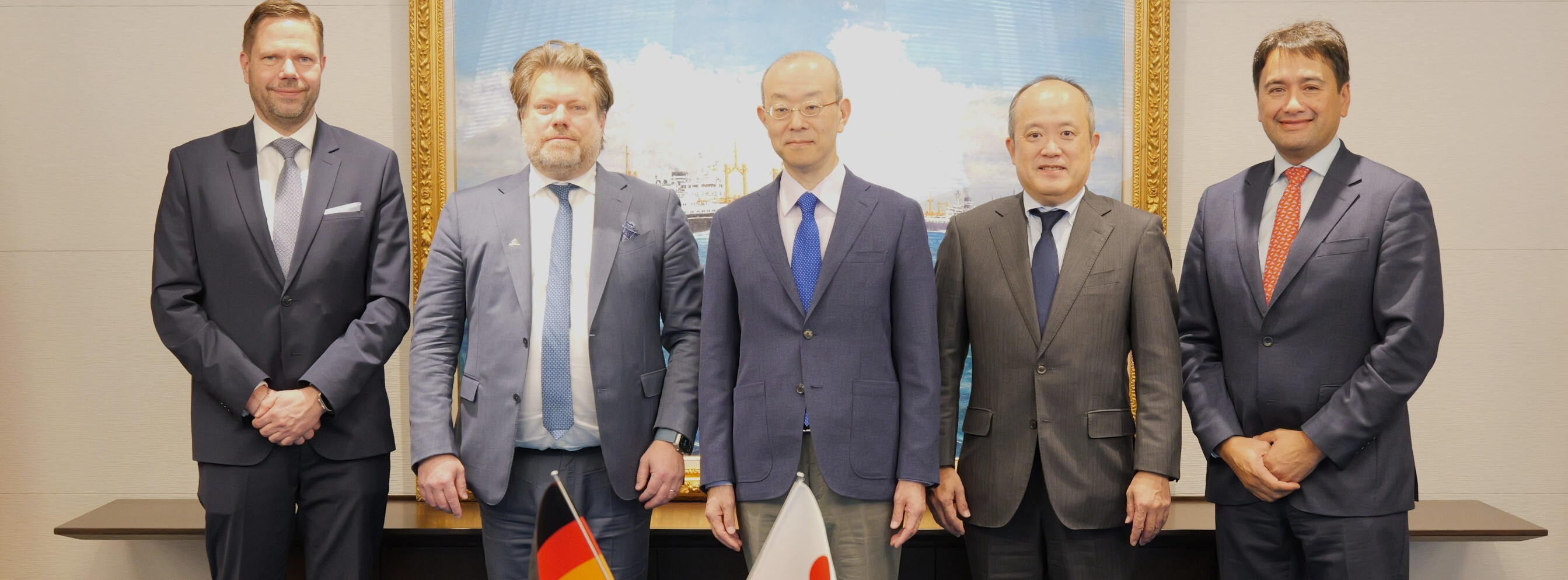 Energie & Management > Gasversorgung - Deutsche Regas chartert zweites LNG-Schiff
