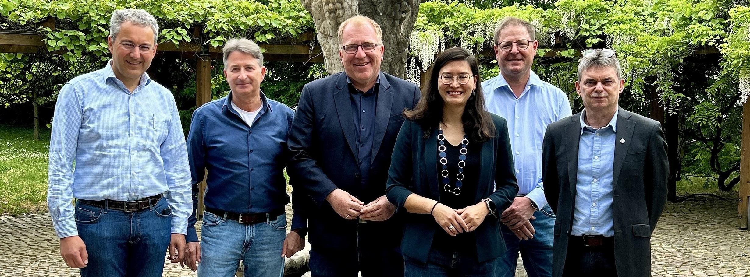 Energie & Management > Fusion - Fusionsstadtwerk an der Weinstraße vor der Gründung