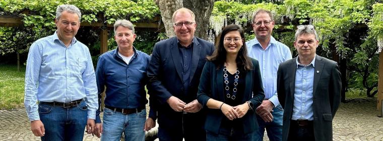 Energie & Management > Fusion - Fusionsstadtwerk an der Weinstraße vor der Gründung