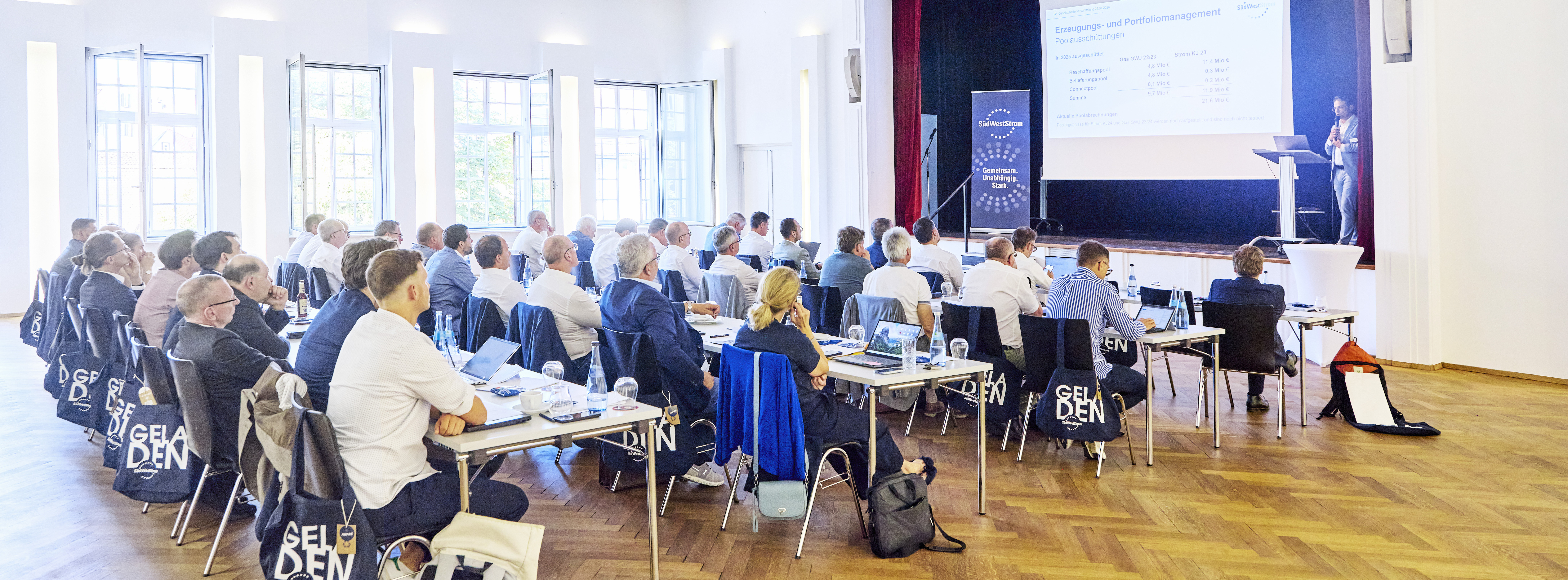 Energie & Management > Bilanz - Wachstum im Dienstleistungsgeschäft bei Südweststrom