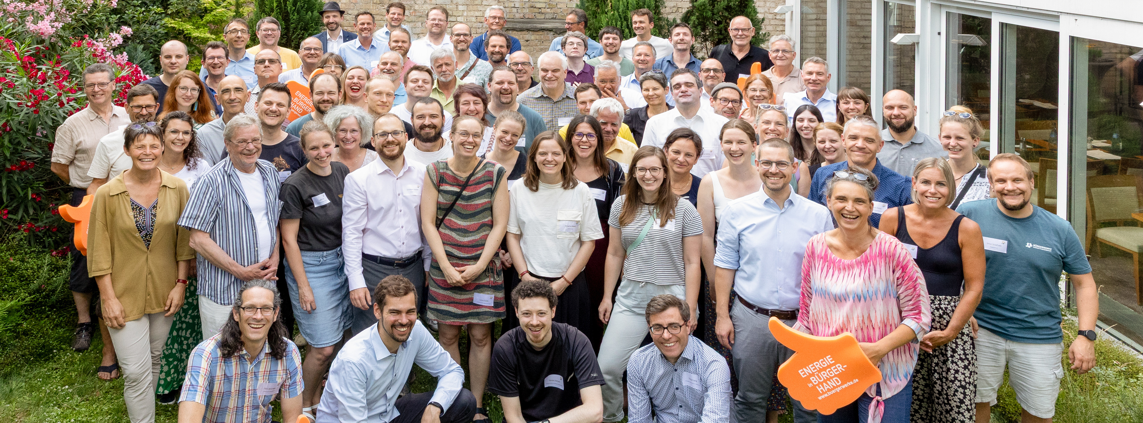Energie & Management > Kooperation - Bürgerwerke wachsen auf 150 Mitglieder
