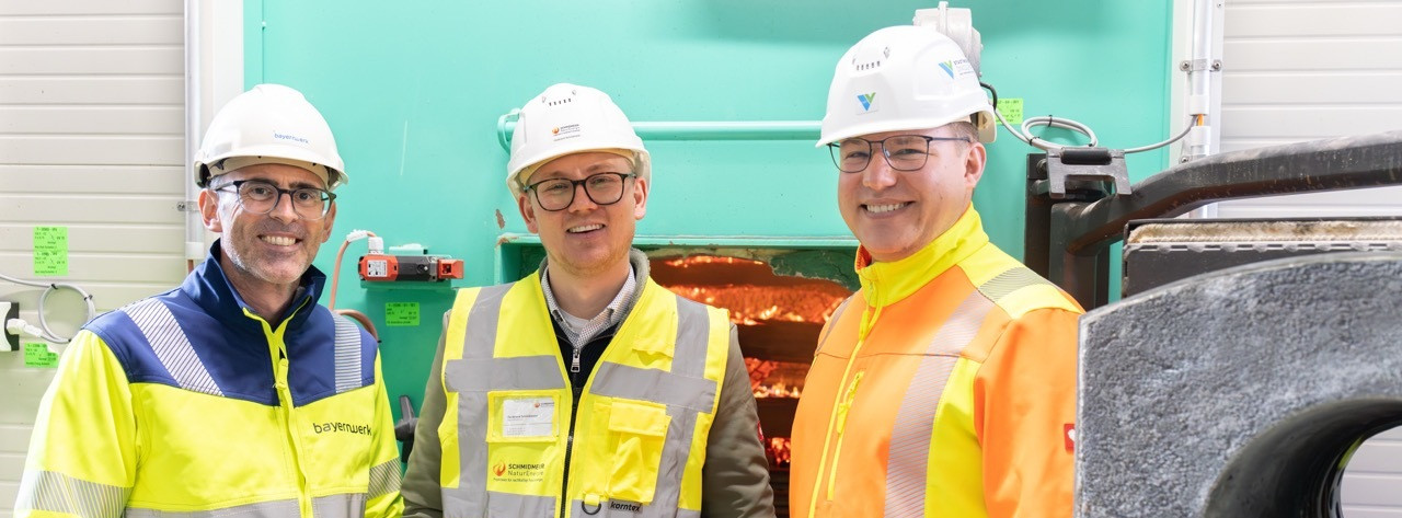 Energie & Management > Prozesswärme - Biomasse-Heizwerk versorgt BMW-Werk mit Prozesswärme