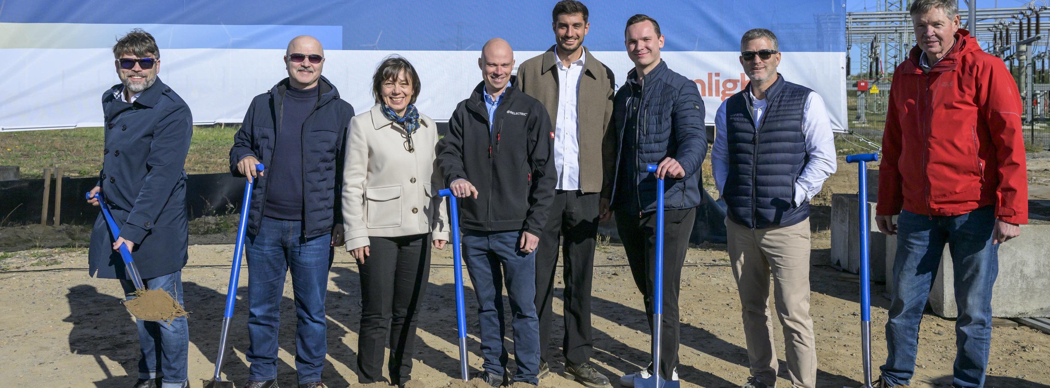 Energie & Management > Stromspeicher - 200-MW-Batteriespeicher in Bertikow in Bau