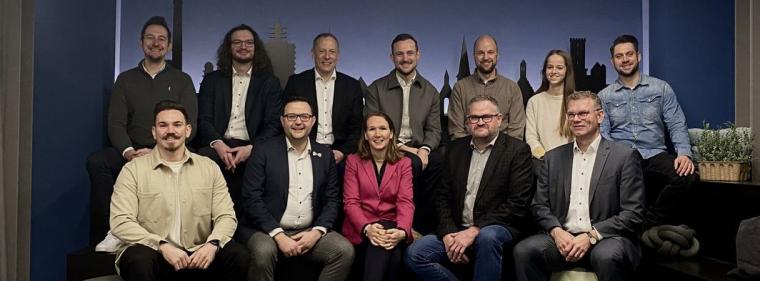 Energie & Management > IT - Sieben Netzbetreiber probieren KI-Anwendungen aus