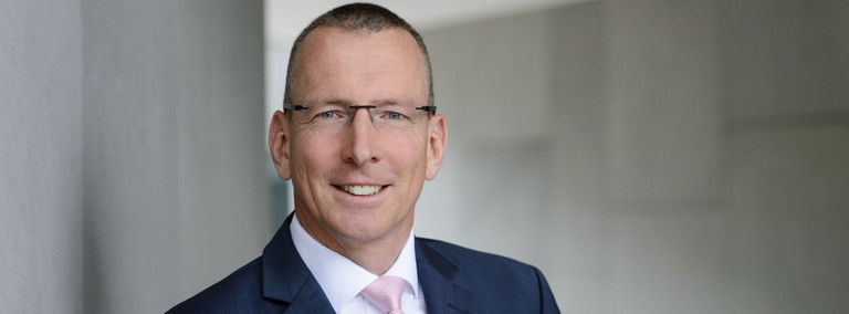 Energie & Management > Personalie - Paul-Vincent Abs bleibt bei Biberacher Energieversorger