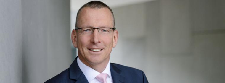 Energie & Management > Personalie - Paul-Vincent Abs bleibt bei Biberacher Energieversorger