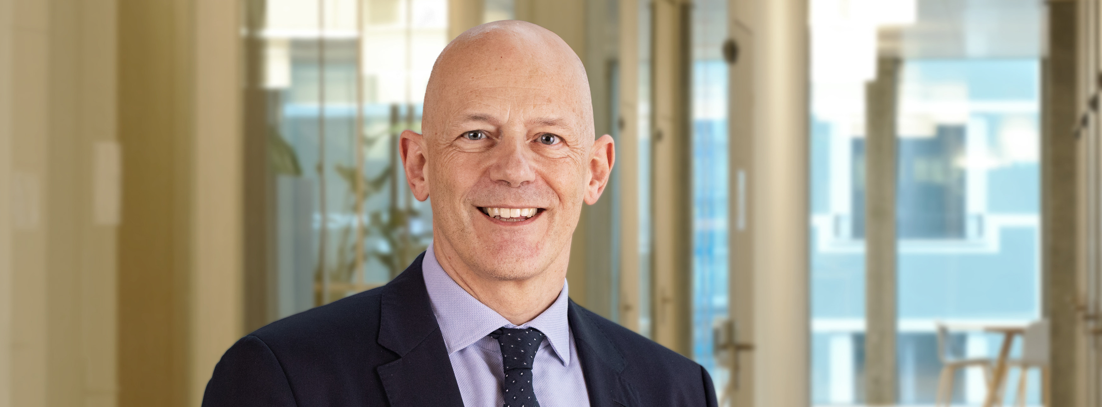 Energie & Management > Personalie - Maurice Dierick verlässt Swissgrid