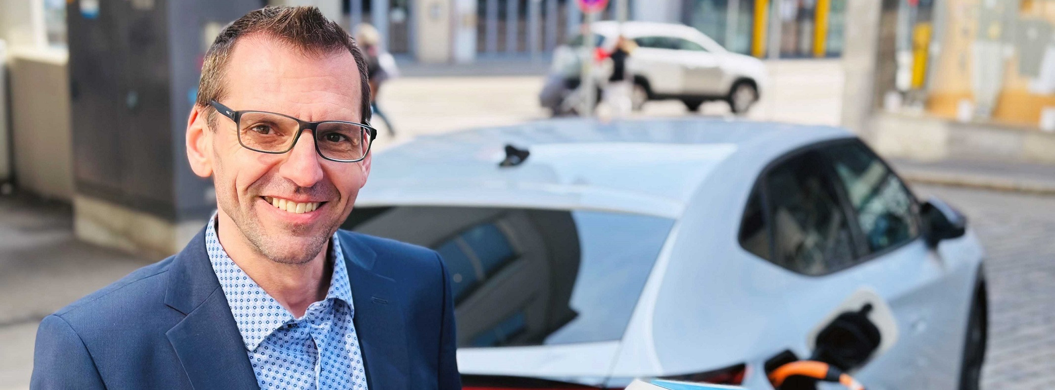 Energie & Management > Elektrofahrzeuge - Augsburgs Versorger lockt mit billigerem Autostrom