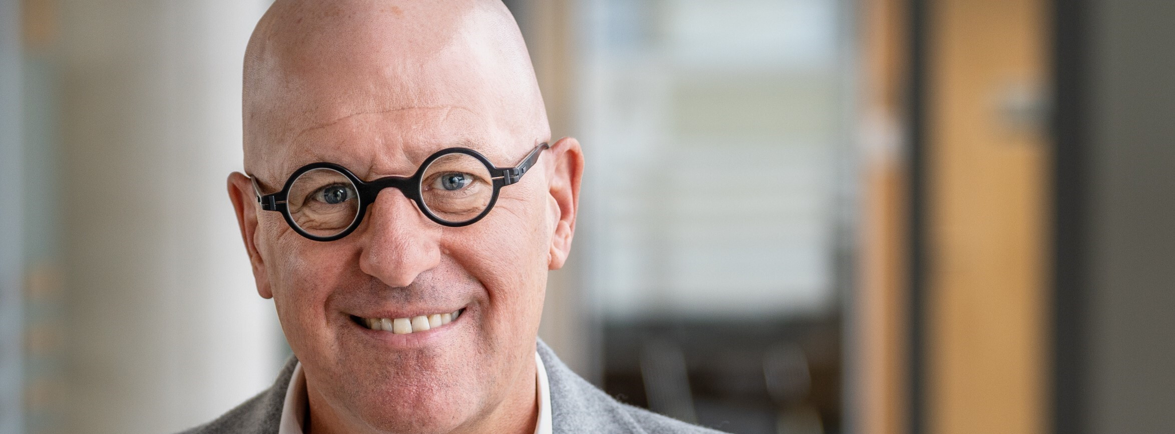 Energie & Management > Personalie - SMA Solar verlängert mit Olaf Heyden