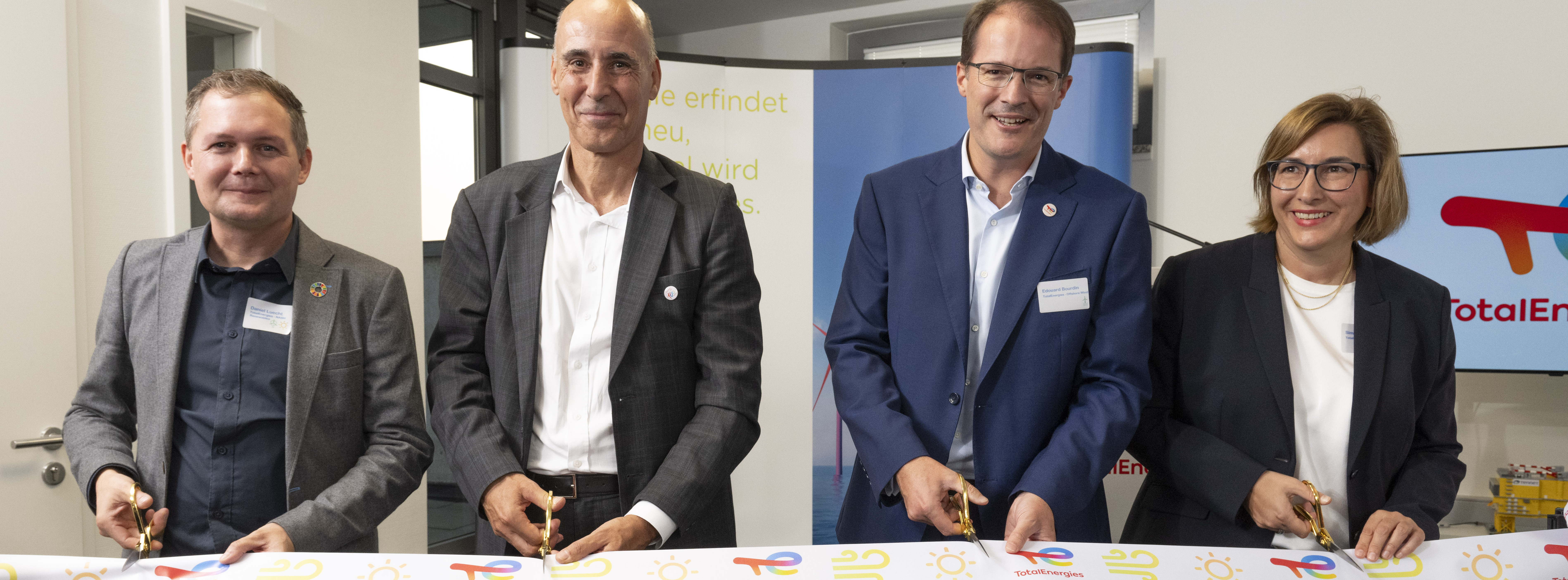 Energie & Management > Wirtschaft - Total Energies eröffnet &bdquo;Renewable Energies Hub&ldquo; in Hamburg