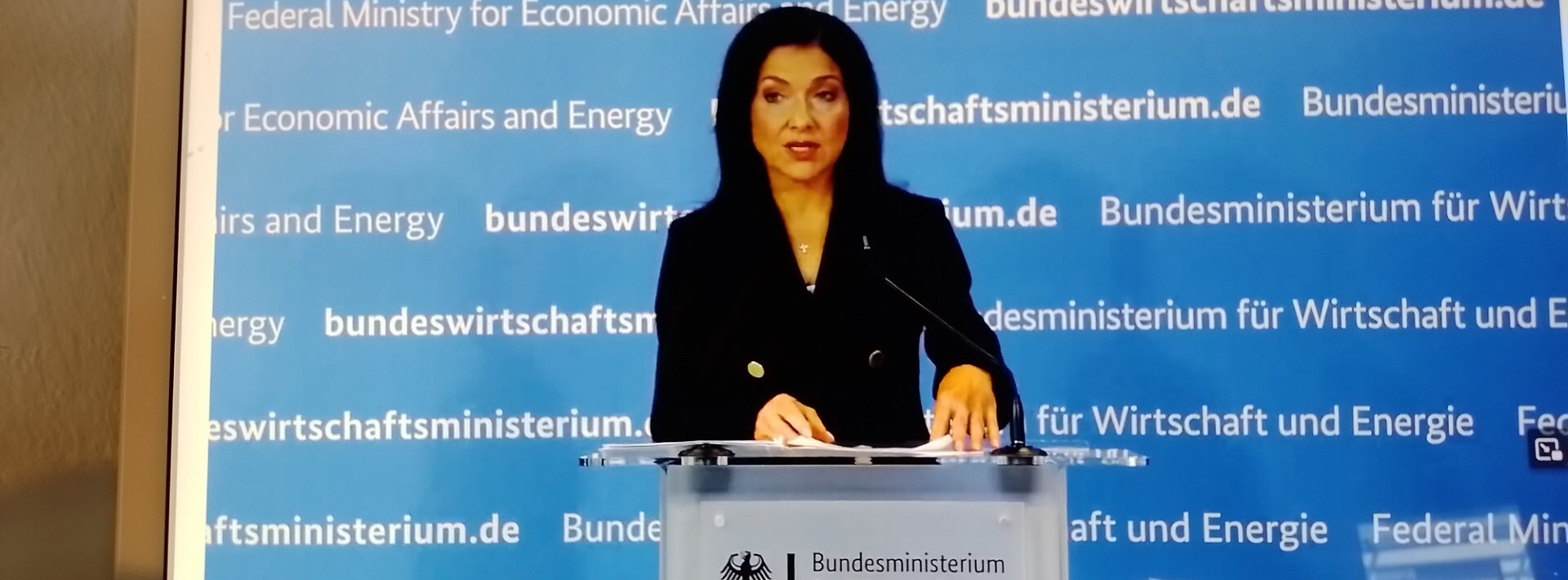 Energie & Management > Politik - Reiche: &bdquo;Wir beenden das EEG als Rundum-Sorglos-Paket&ldquo;