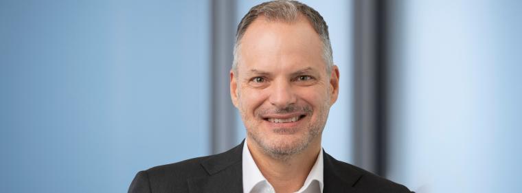 Energie & Management > Personalie - Thyssenkrupp Nucera verlängert mit Werner Ponikwar