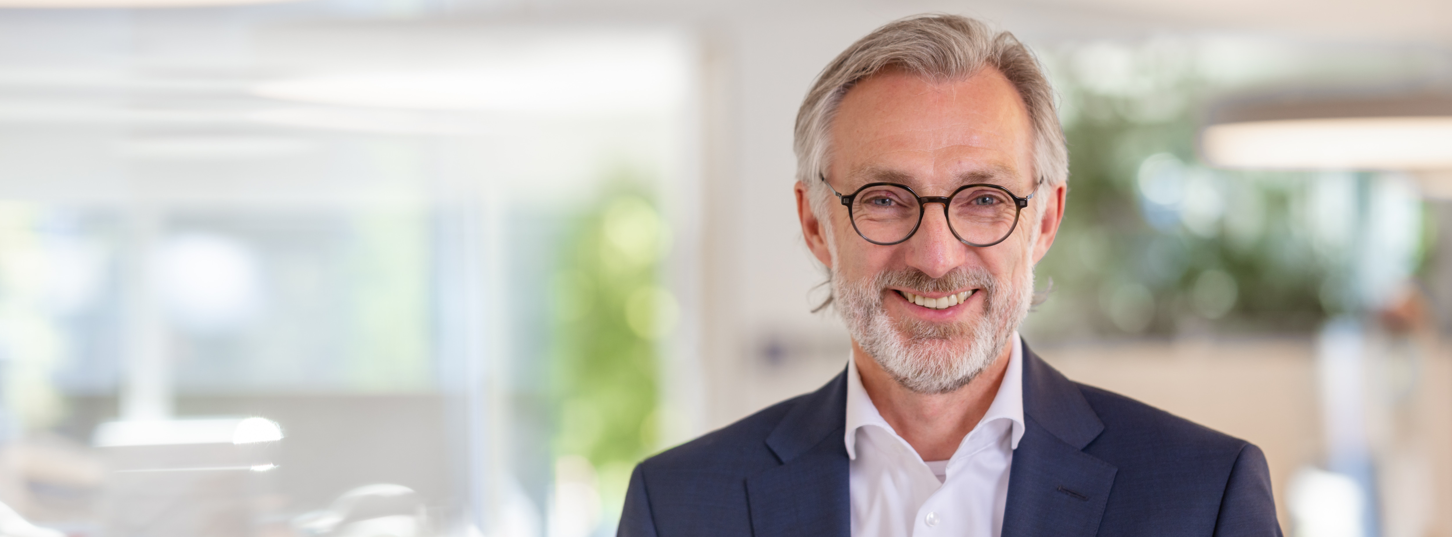 Energie & Management > Personalie - Hans-Ullrich Schneider als Geschäftsführer bestätigt