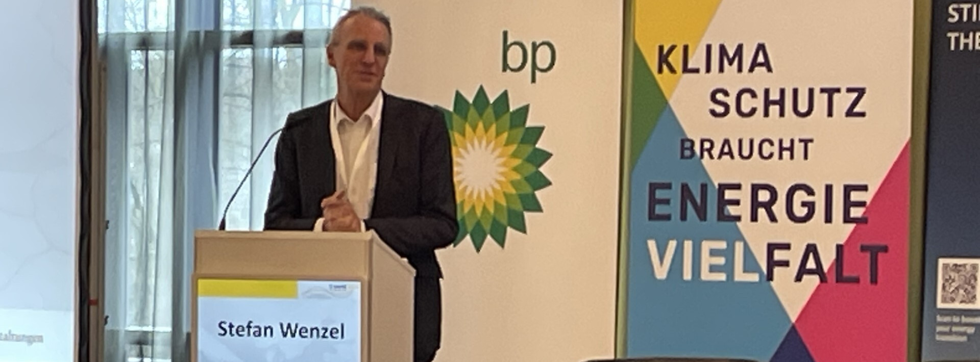 Energie & Management > E-World 2024 - BMWK: Kraftwerksstrategie wird „Eckpfeiler der Energiewende“
