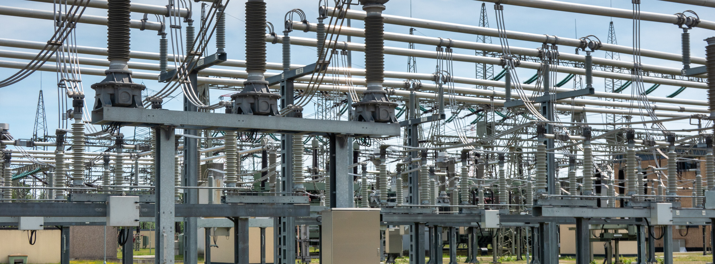 Energie & Management > Wirtschaft - Eon kauft Nieder- und Mittelspannungskabel in Italien